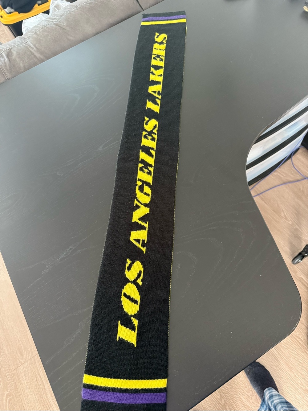 Los Angeles Lakers Scarf NBA Licensed Purple Yellow Black
